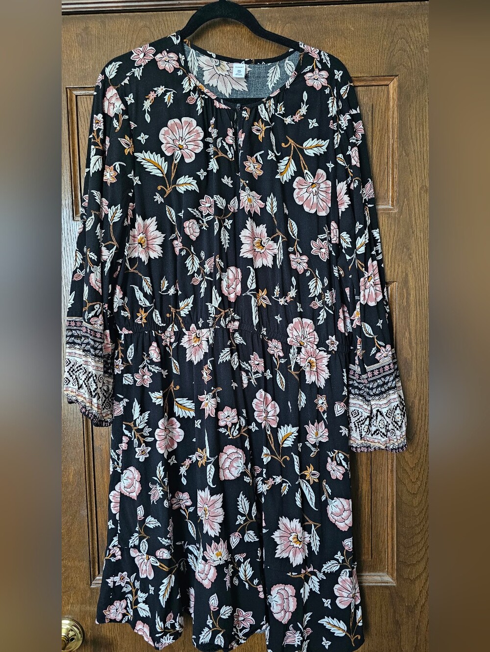 Old Navy Floral Boho Long-Sleeve Dress in Black and Pink